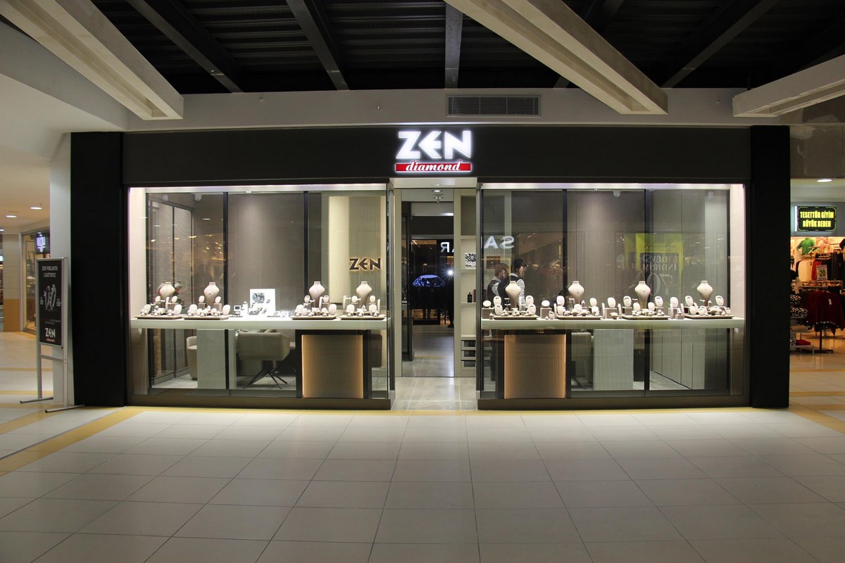 Zen Pırlanta’nın Yeni Mağazası Alanyum AVM'de Açıldı.
